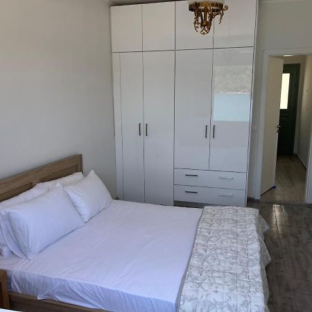 Modern Cottage On The Sea Vathy  Extérieur photo